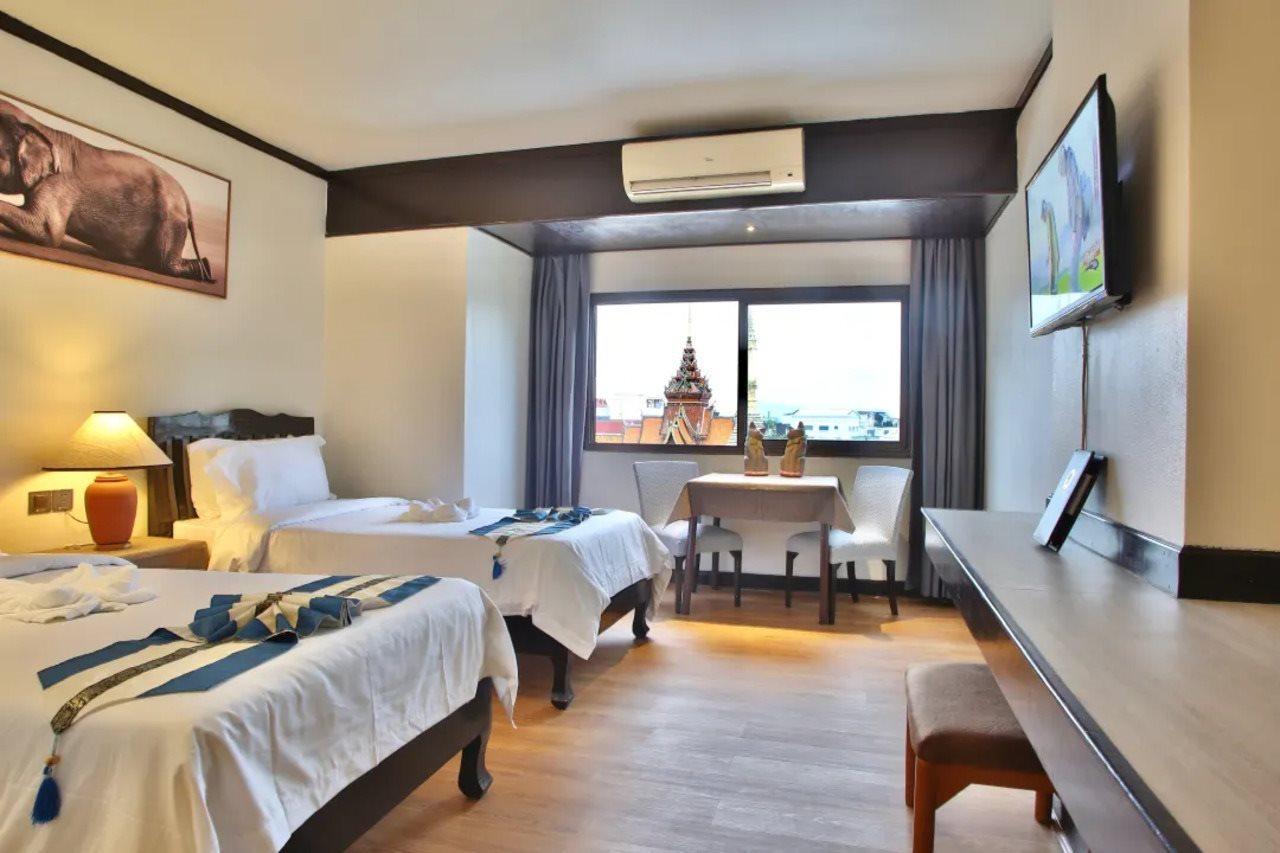 Thapaeplacehotel Chiang Mai Eksteriør billede