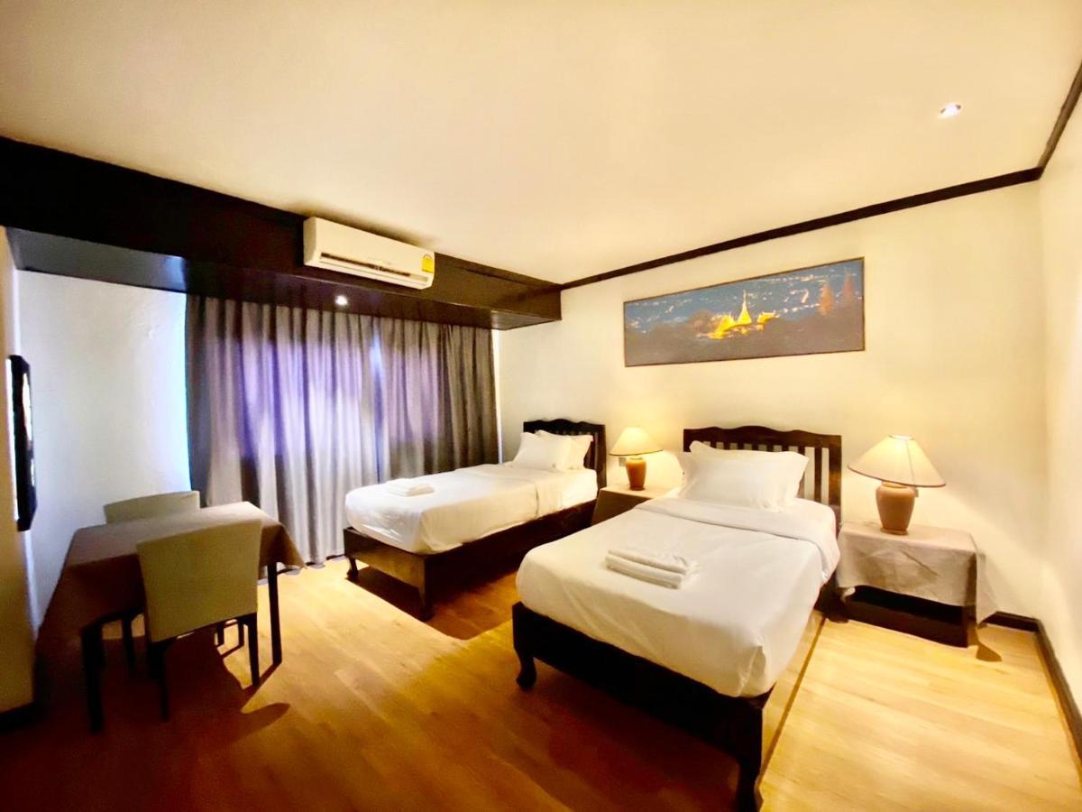 Thapaeplacehotel Chiang Mai Eksteriør billede