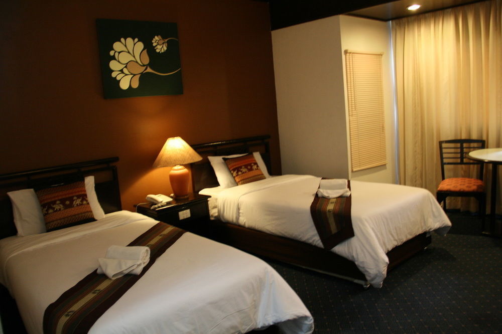 Thapaeplacehotel Chiang Mai Eksteriør billede