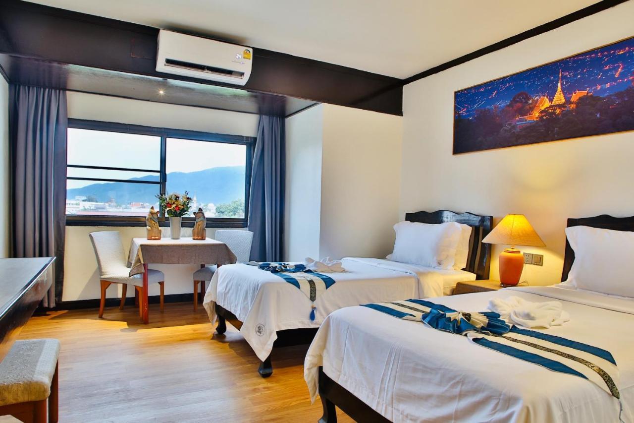 Thapaeplacehotel Chiang Mai Eksteriør billede