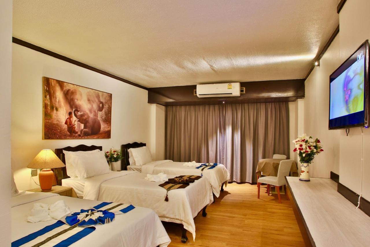 Thapaeplacehotel Chiang Mai Eksteriør billede