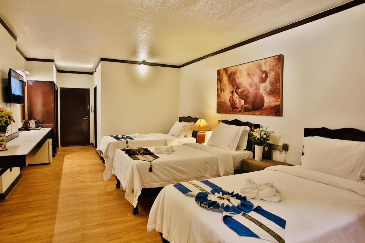 Thapaeplacehotel Chiang Mai Eksteriør billede