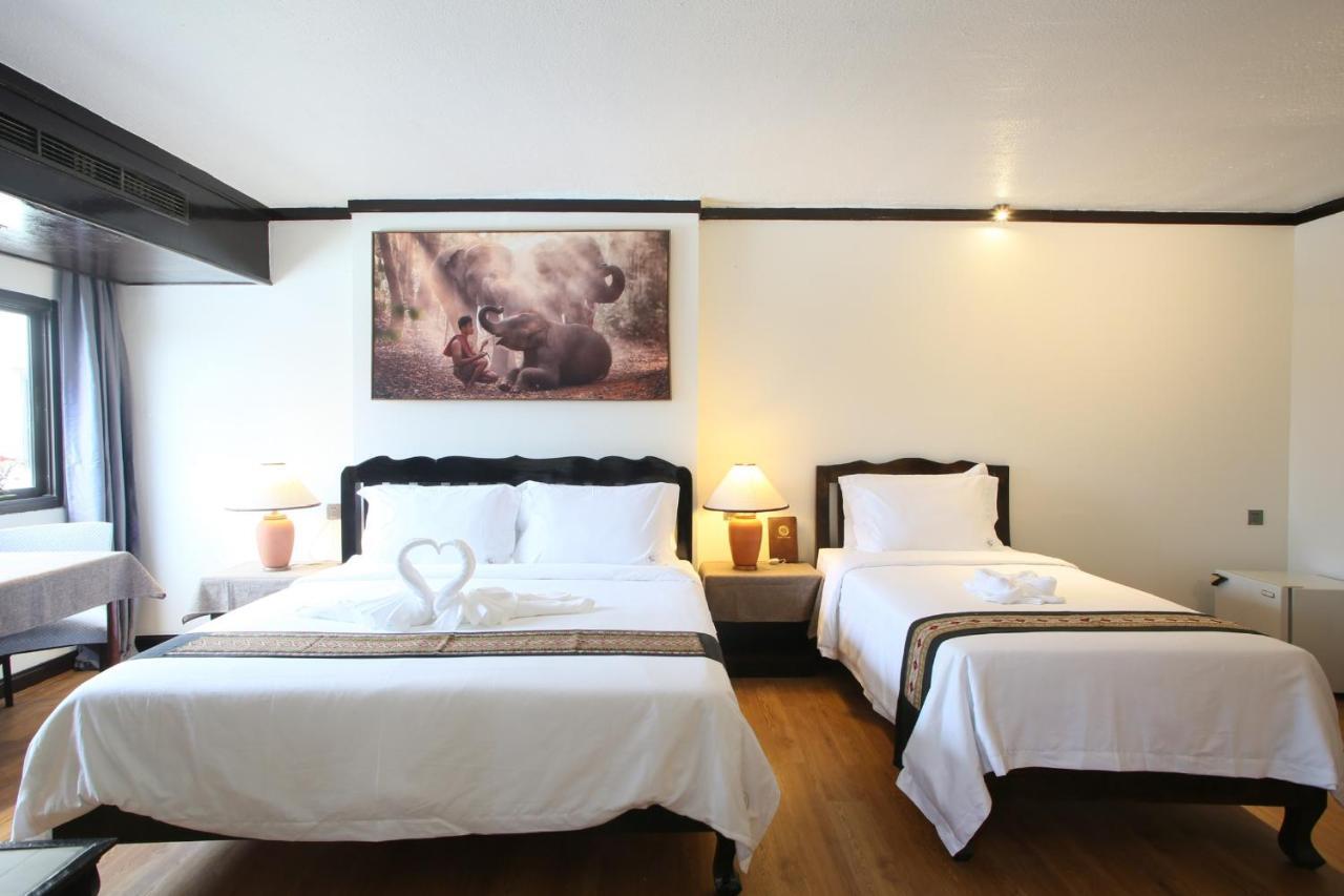 Thapaeplacehotel Chiang Mai Eksteriør billede