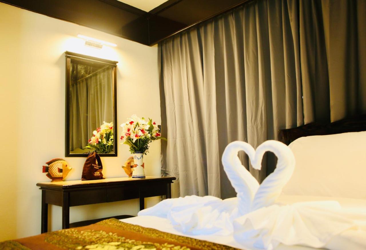 Thapaeplacehotel Chiang Mai Eksteriør billede
