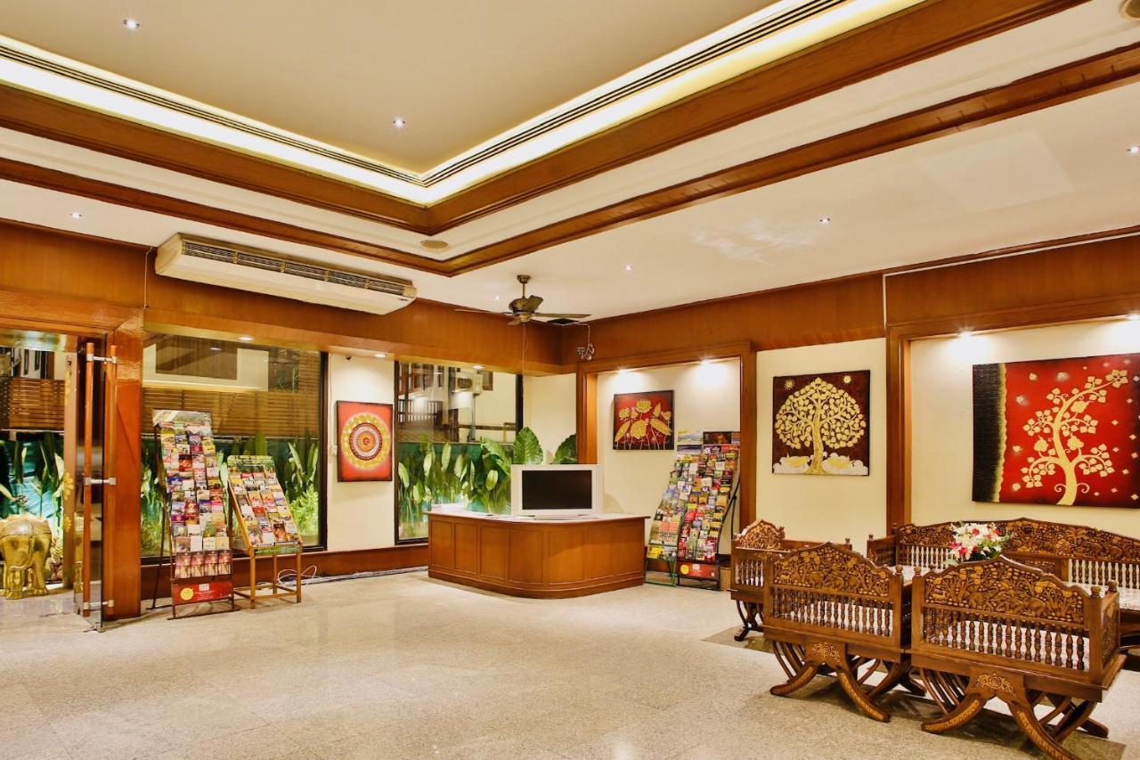 Thapaeplacehotel Chiang Mai Eksteriør billede