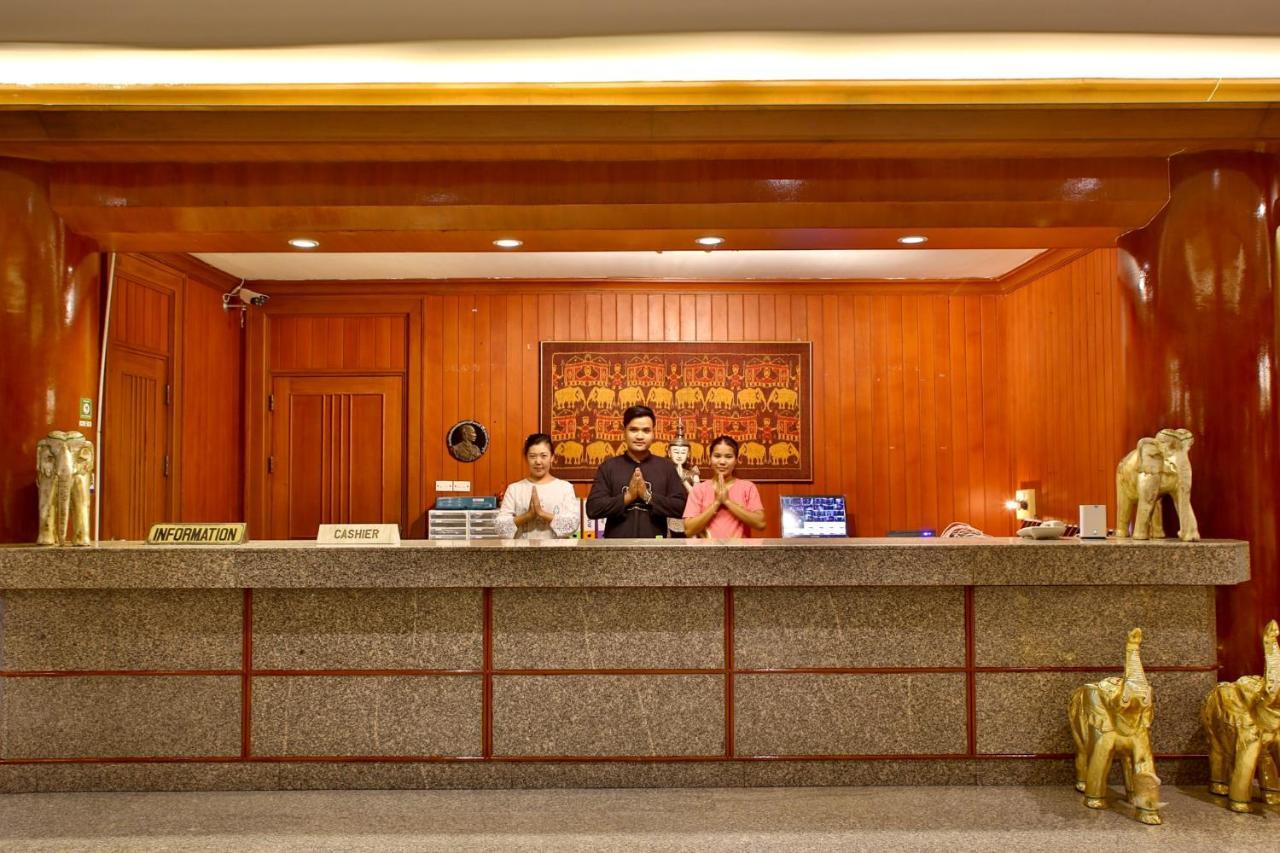 Thapaeplacehotel Chiang Mai Eksteriør billede
