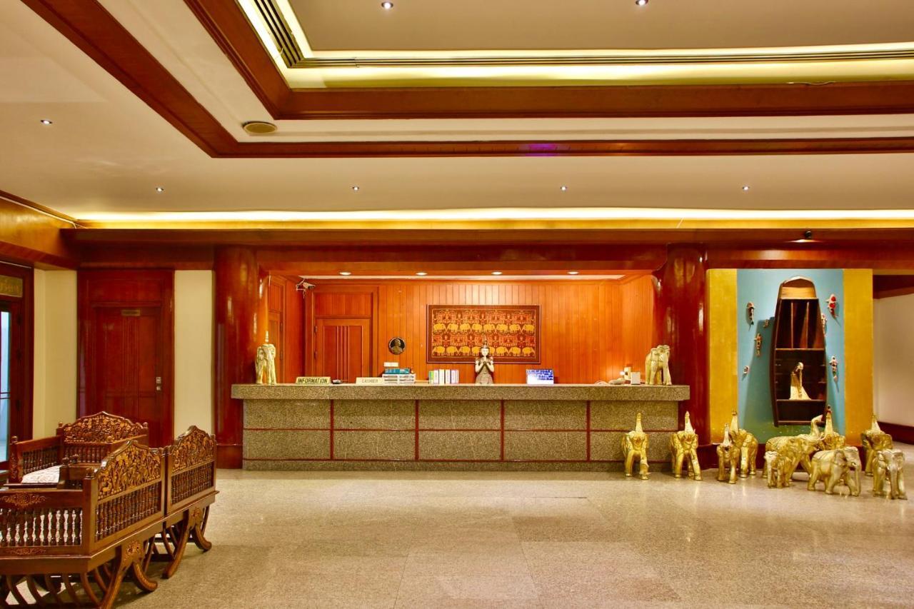 Thapaeplacehotel Chiang Mai Eksteriør billede