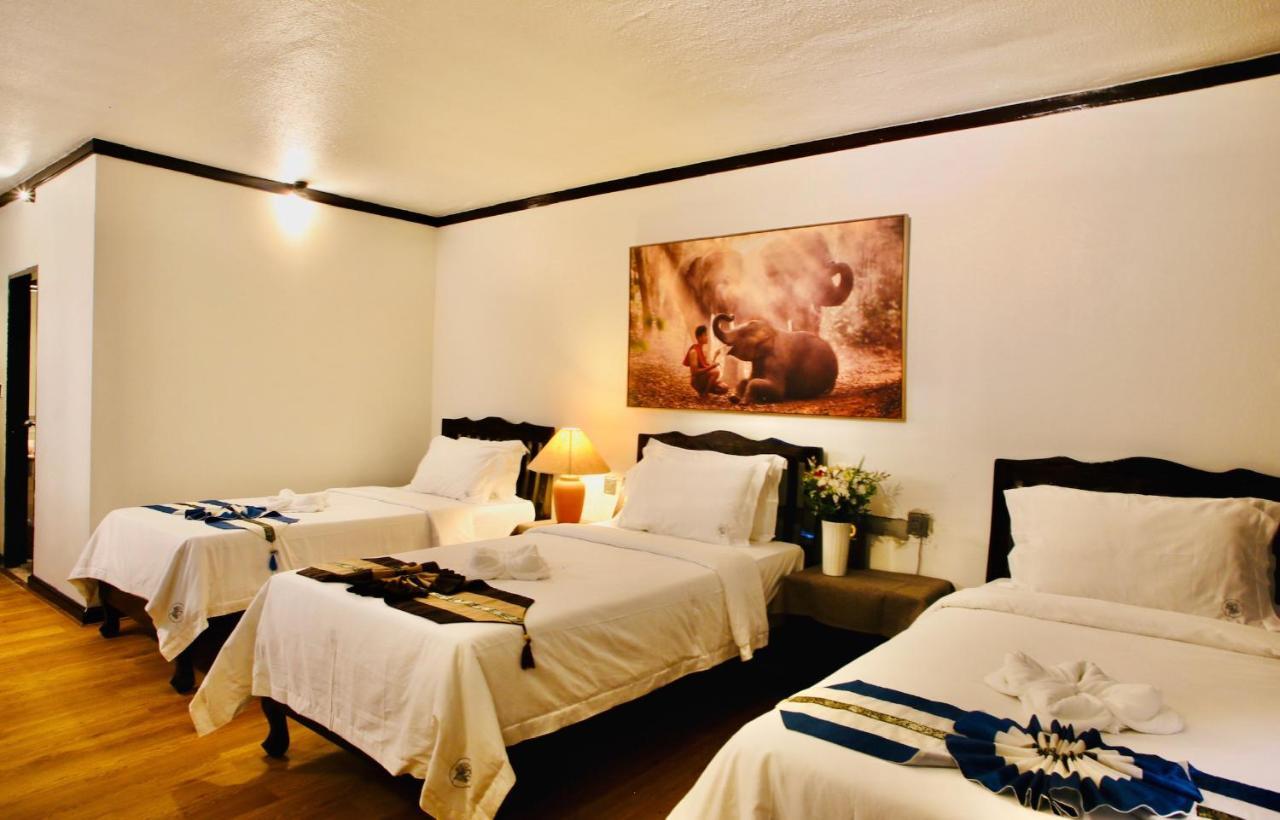 Thapaeplacehotel Chiang Mai Eksteriør billede