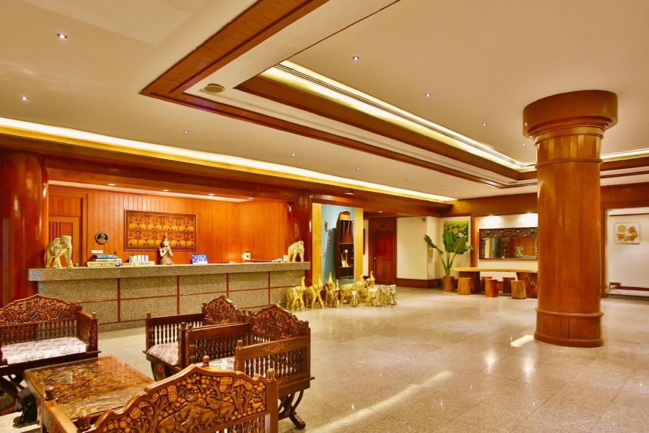 Thapaeplacehotel Chiang Mai Eksteriør billede