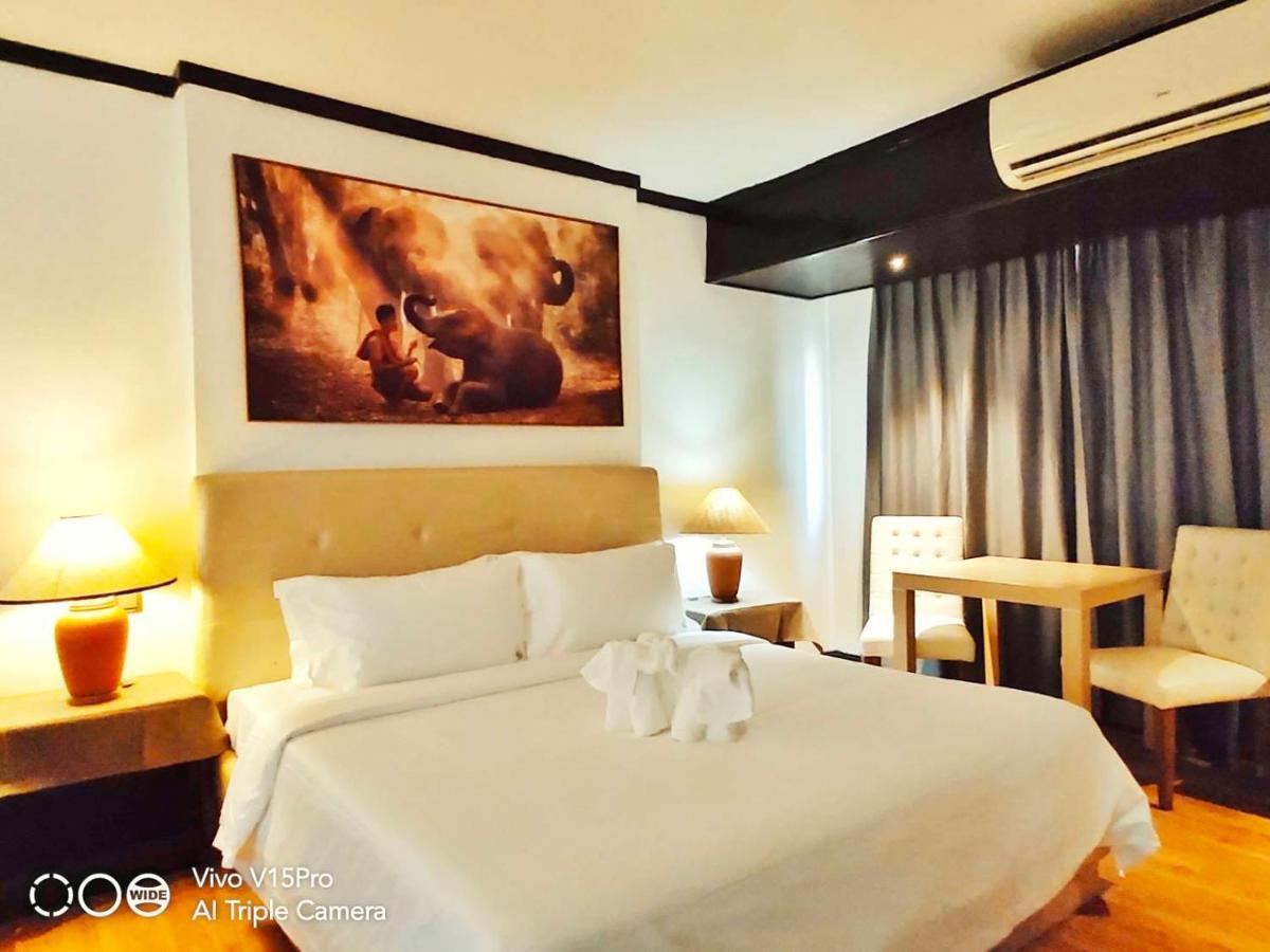 Thapaeplacehotel Chiang Mai Eksteriør billede